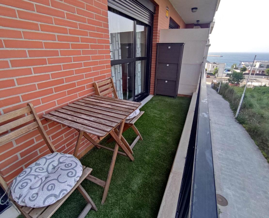 Precioso Apartamento Con Terraza, Pistas De Padel Y Piscinas Leilighet Castro Urdiales Eksteriør bilde